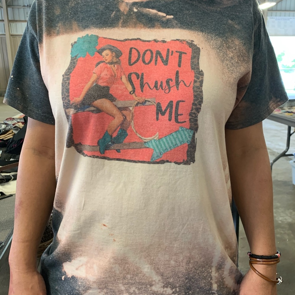 Vintage cowgirl tshirt